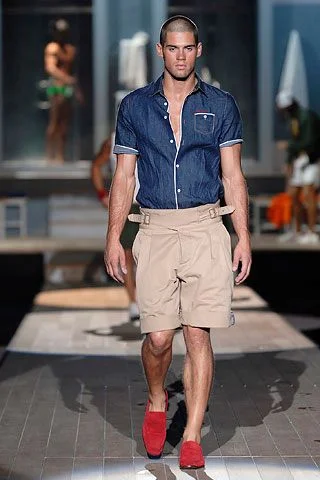 Look 10
